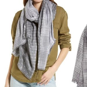 NWT Treasure & Bond Double Layer Scarf